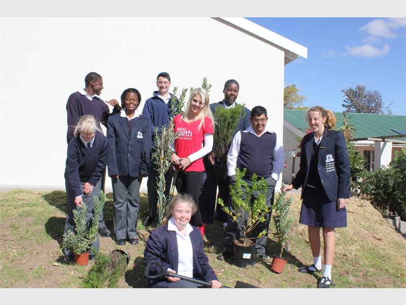 Joni23missearth2_63755