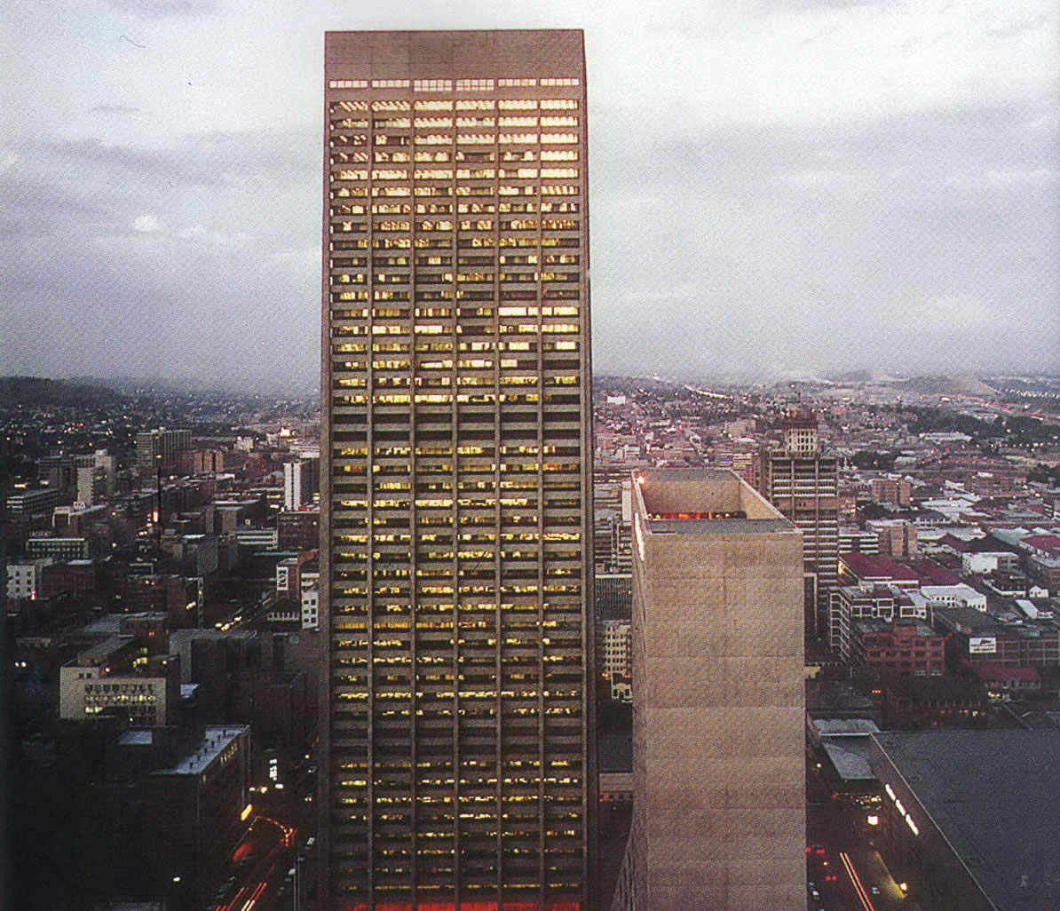 carlton-center-tower-in-johannesburg