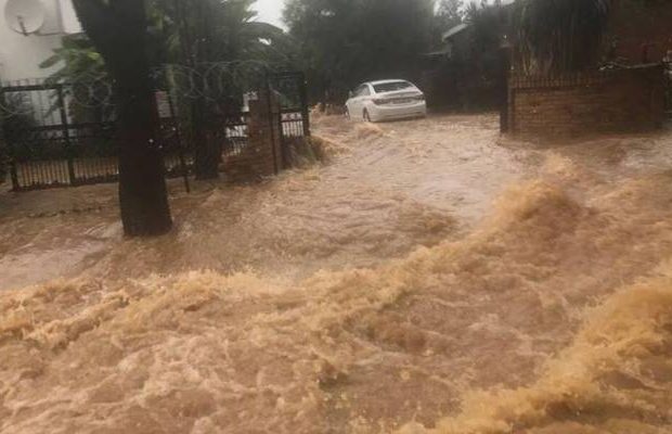 flash floods cloud bursts