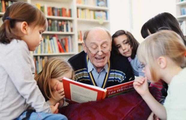 Volunteerism Elderly Health benefits