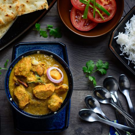 chicken and prawn curry