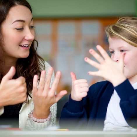 MathMoms: Unemployed Moms Are Helping Teach Extra Maths
