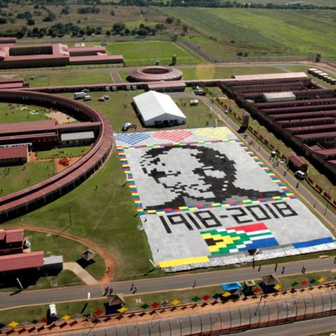 Must Watch: World's largest portrait blanket unveiled in honour of Madiba