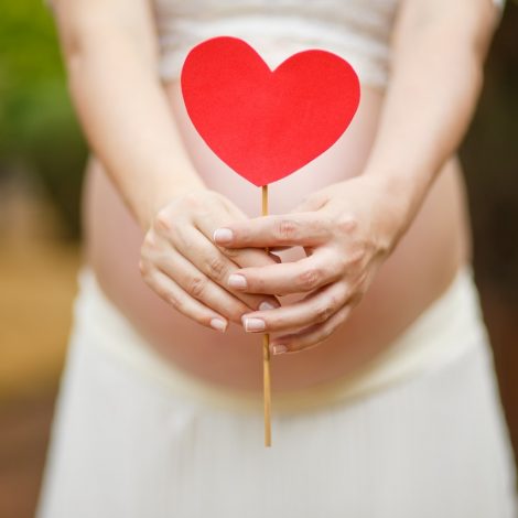 Thanks To Helpful App, Mother Was Able to Safely Meet Her Valentine's Date