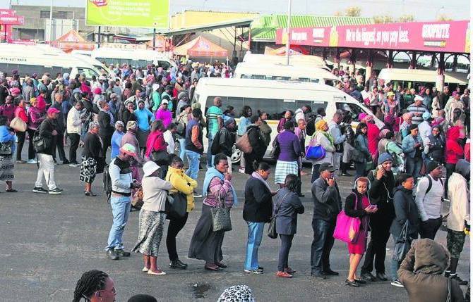Perspective and kindness: Post about getting to work on time in SA goes viral!