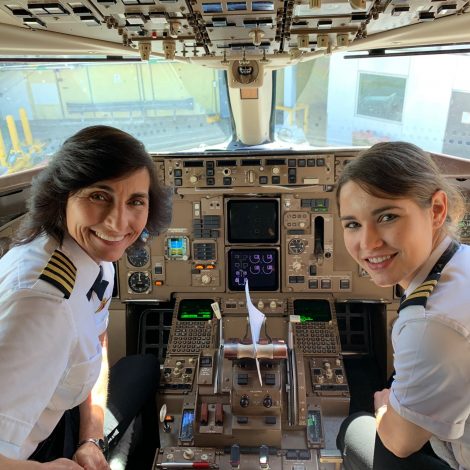 Mother and Daughter flight crew go viral for all the right reasons.
