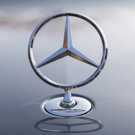 Mercedes-Benz invests R20 million into South African charity!