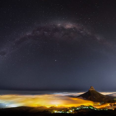 Milky Way over Lion's Head is the most beautiful thing you will see today!