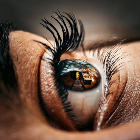 Ortho-K Contact Lenses South Africa There are contact lenses you can wear while sleeping at night... to see better in the morning!