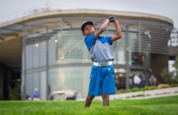 7-year-old taking the golf world by storm and making South Africa proud! SimTiger