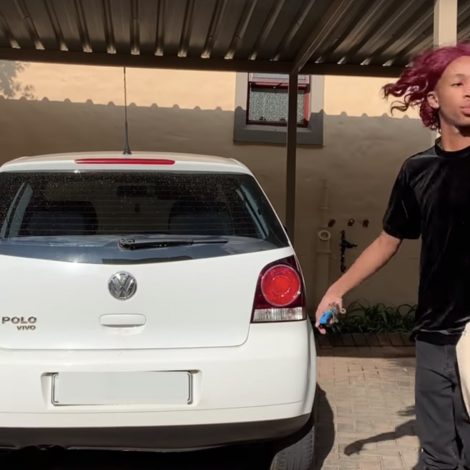 Hilarious video showing how South Africans lock their cars!