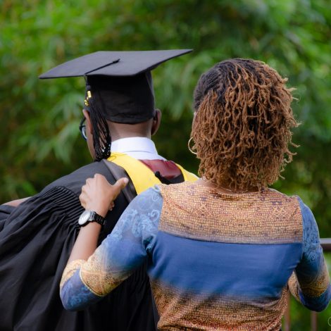 Sithembiso Ndlovu Graduate supported by a stranger vows to do the same!