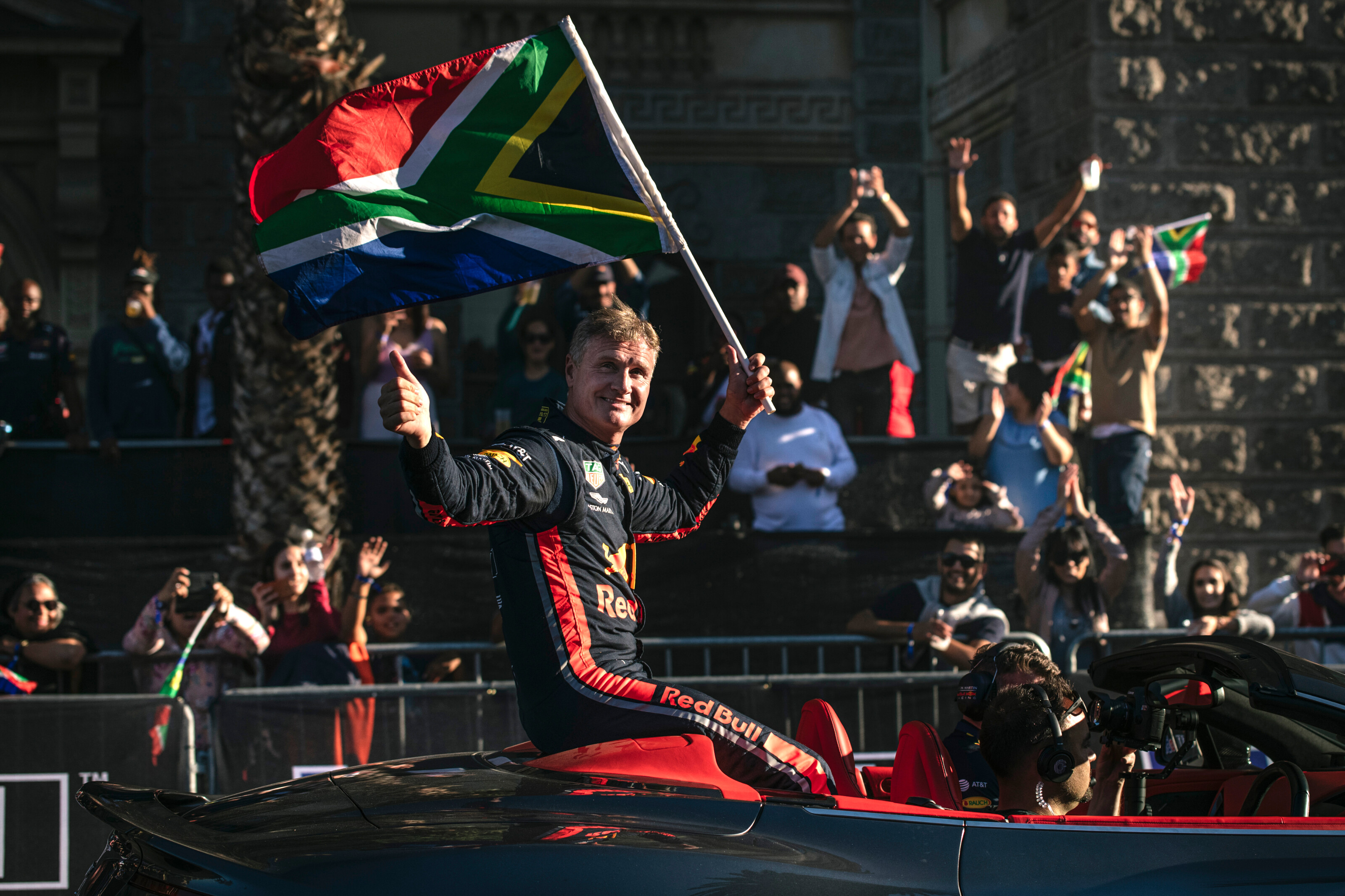 David Coulthard takes to the streets of Cape Town in the all-conquering RB7.  1