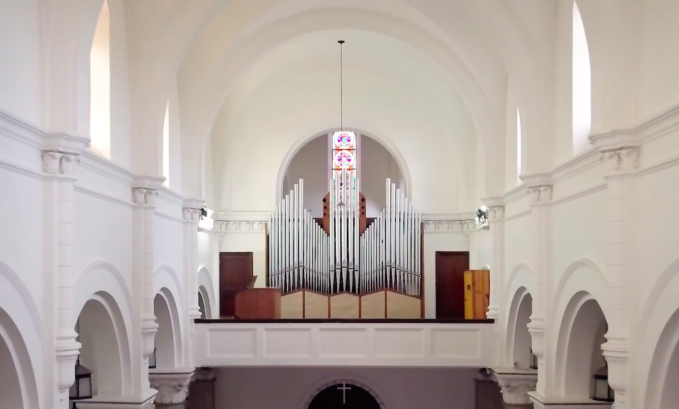 pipe organ