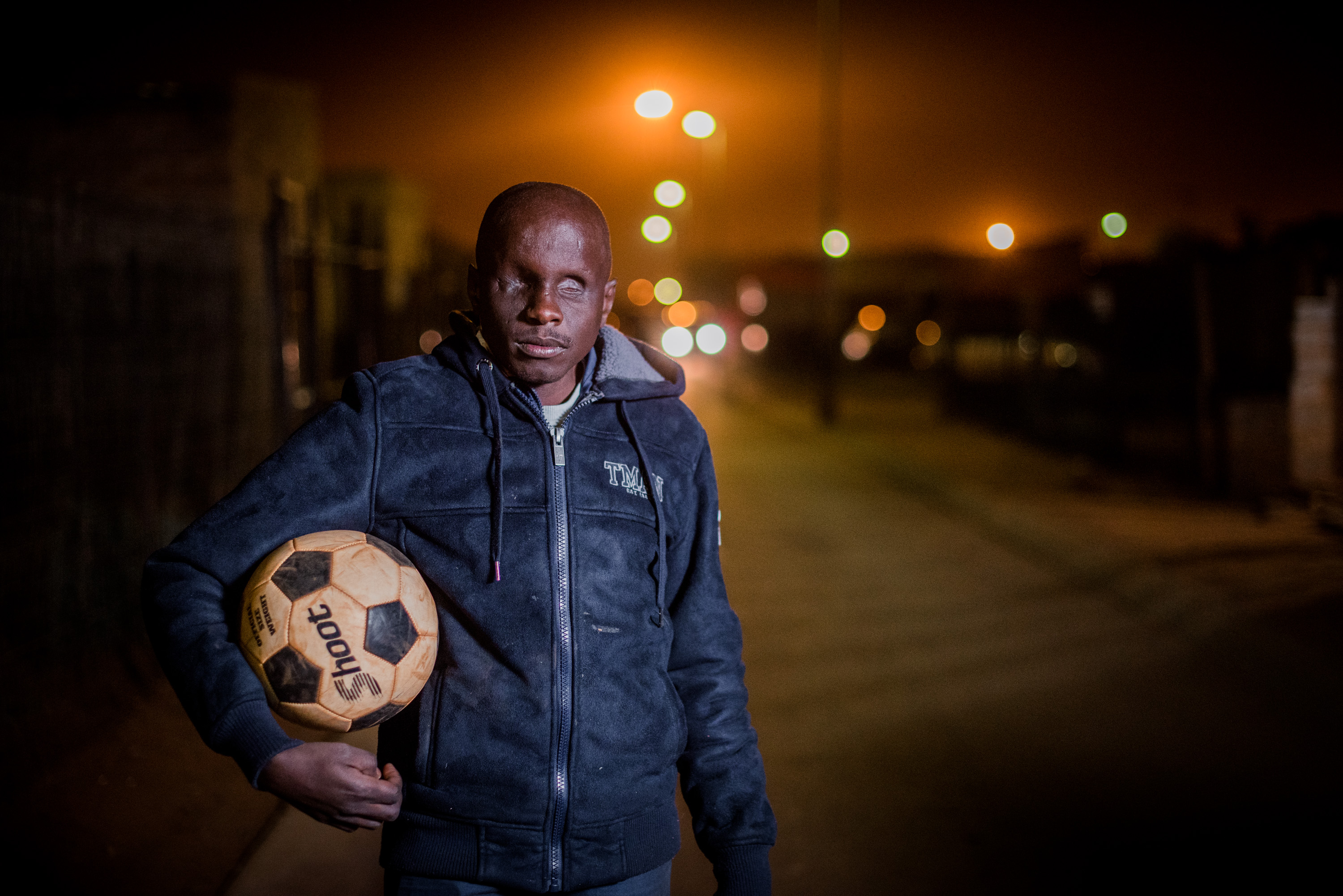 Watch: A blind South African is inspiring the world with his soccer and coaching skills!