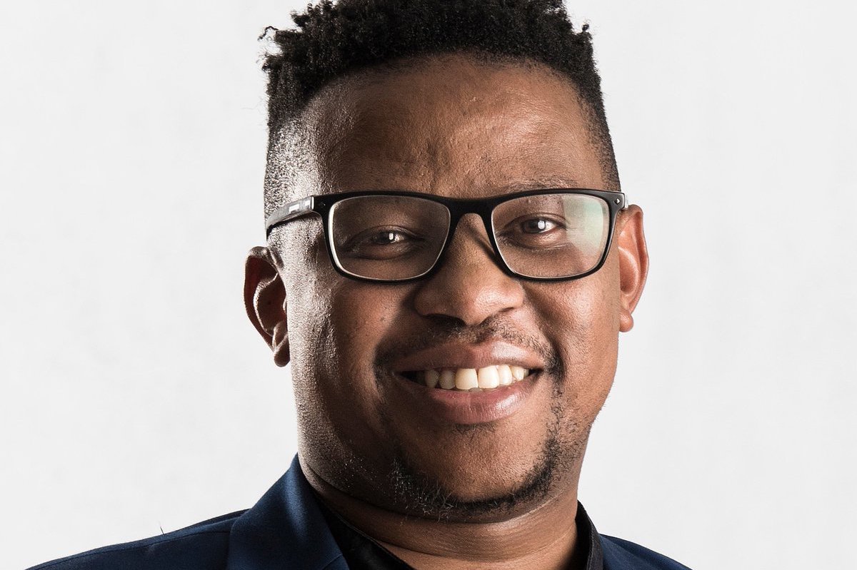 Luyanda Gidini - Young accountant is paying it forward through education!