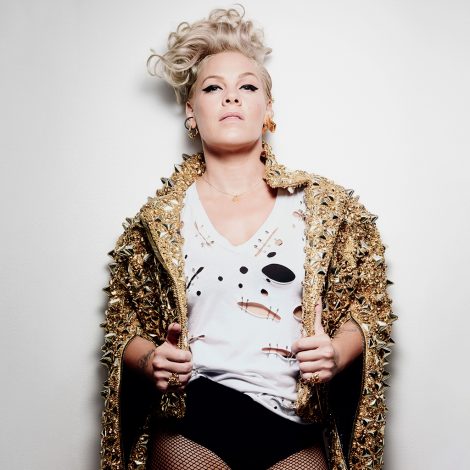P!nk pledges over R7 million to the Australian bushfire crisis belief!