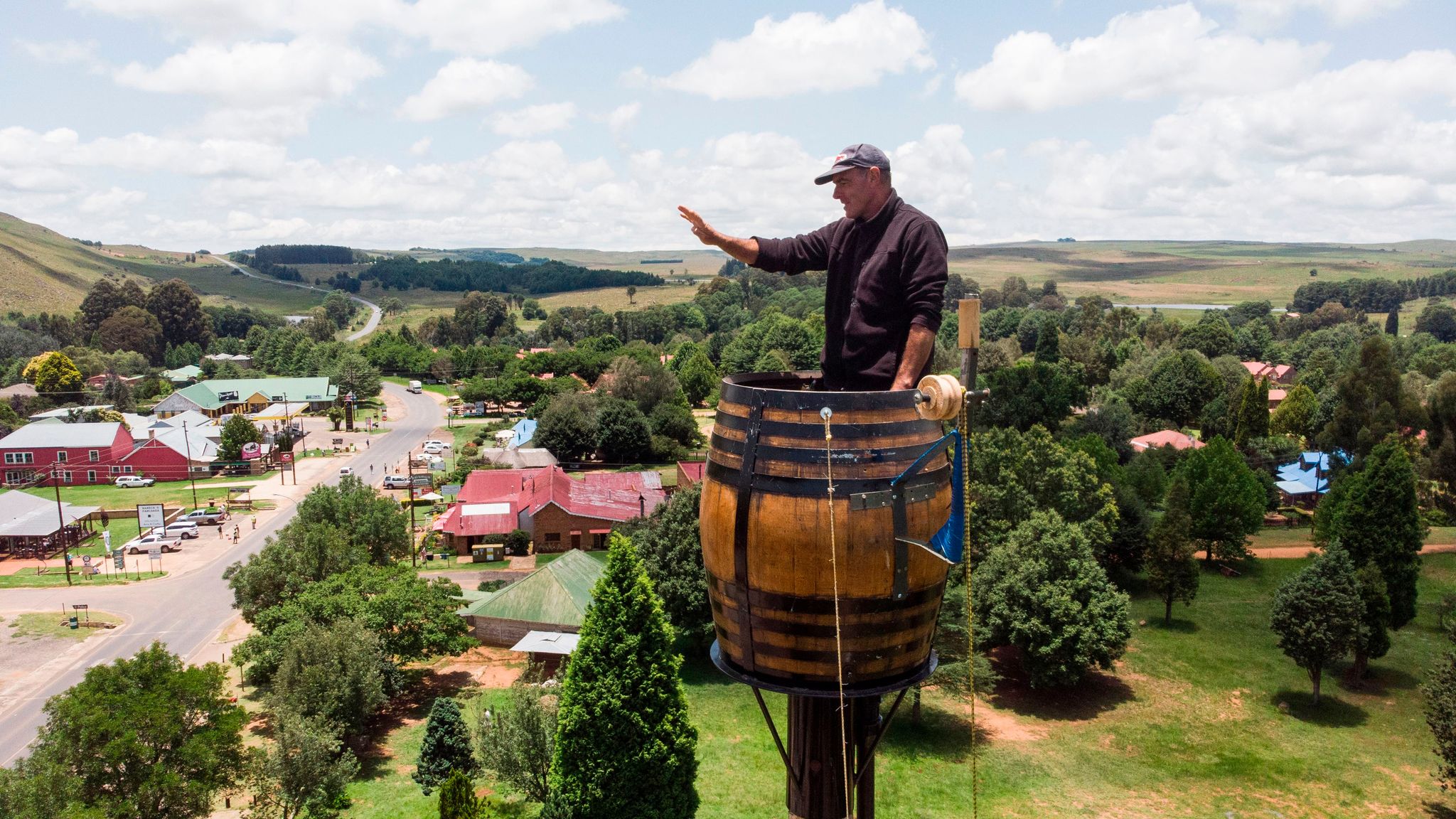 Two months in a barrel - South African man just broke a World Record!
