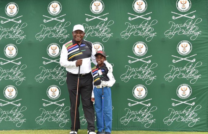 8-year-old SimTiger had a game of golf with the President... and spoke about some serious stuff!