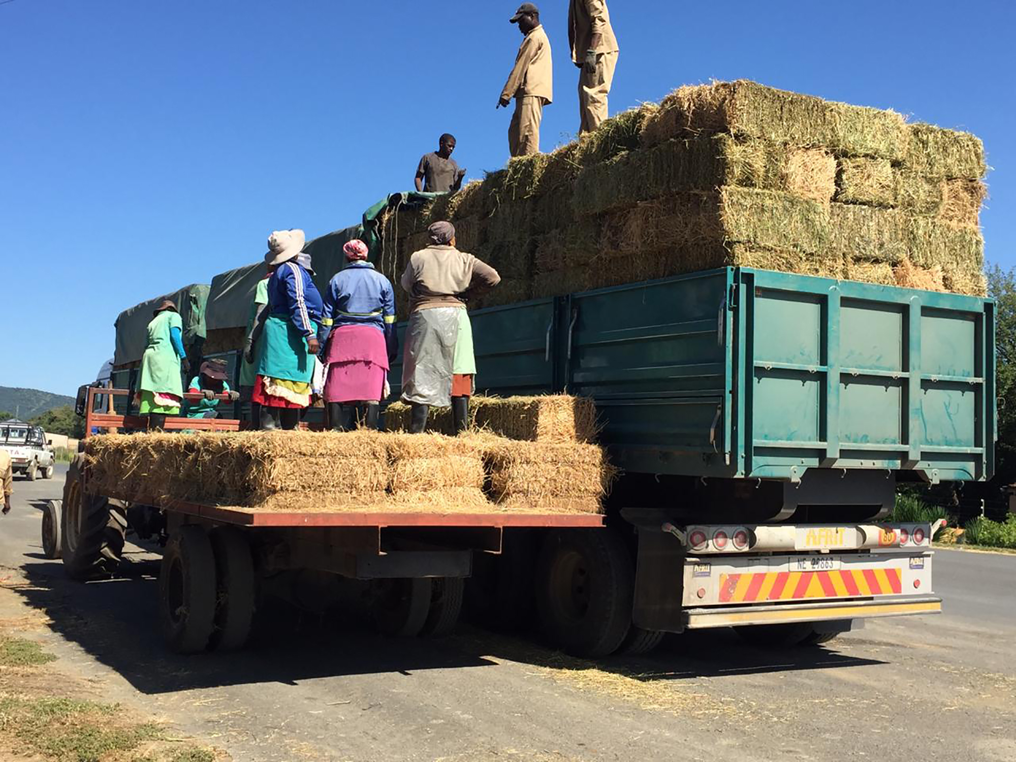 KZN Farmers donate to drought-stricken EC Farmers