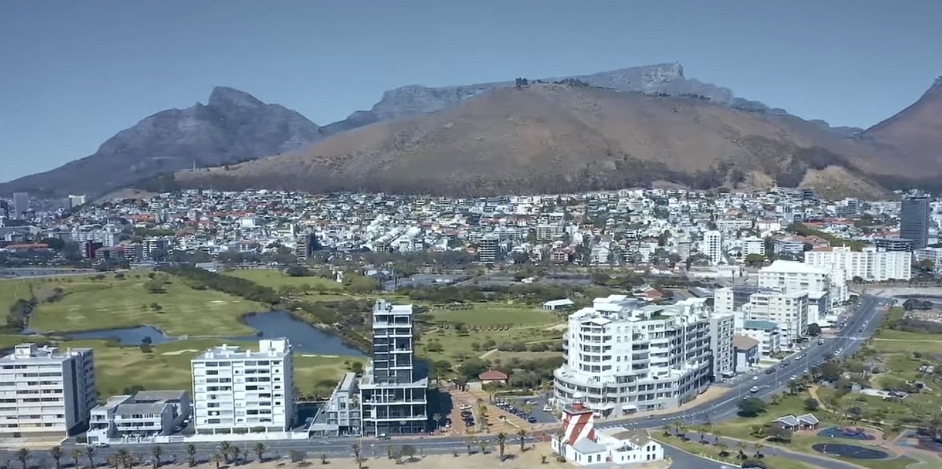 Remote Drone footage of Cape Town during lockdown shows what it means to be a hero in 2020!