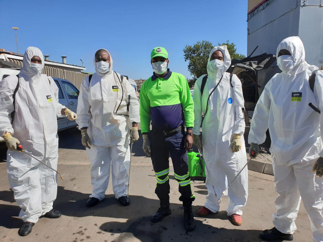 The OUTsurance Pointsmen are back!!! This time to sanitise taxis during lockdown!
