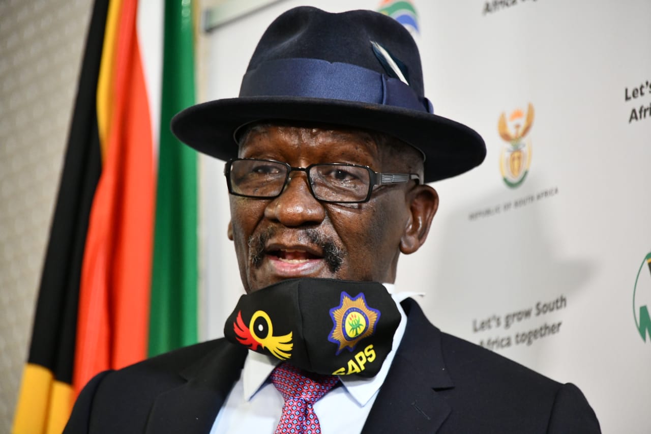 Bheki Cele - Where did you get the cigarettes? Max Hurrell creates another viral song!