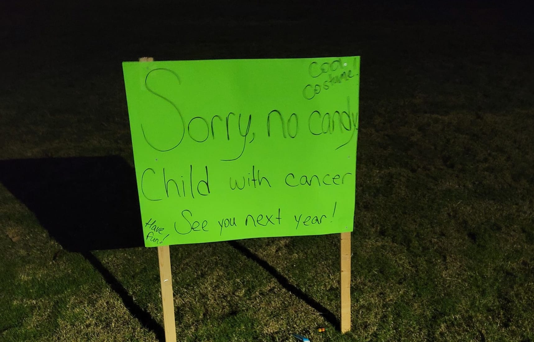 Mother of child with cancer has faith restored in humanity on Halloween.