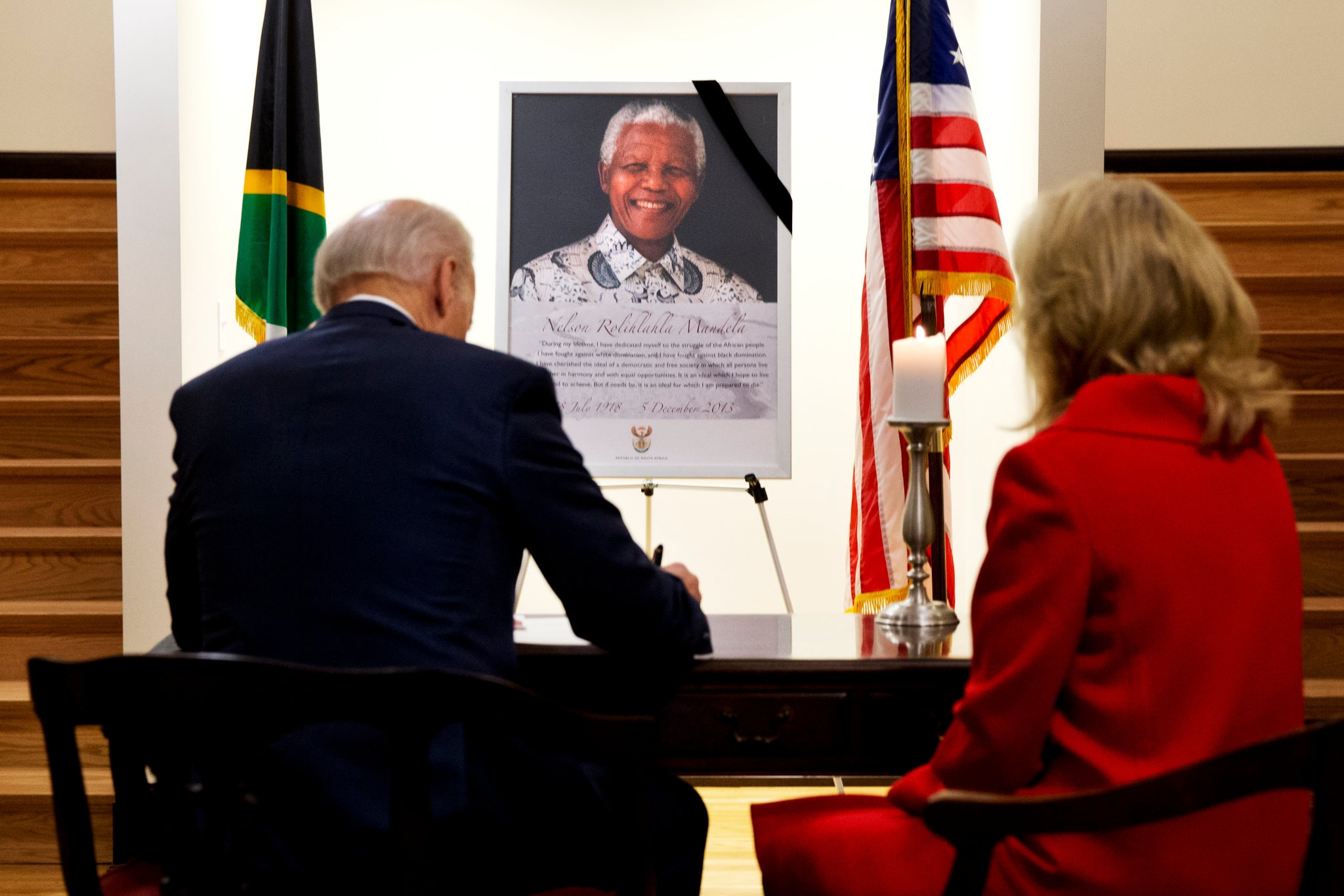 Powerful video is going viral of Joe Biden passionately fighting for South Africans... and against Apartheid in 1986!