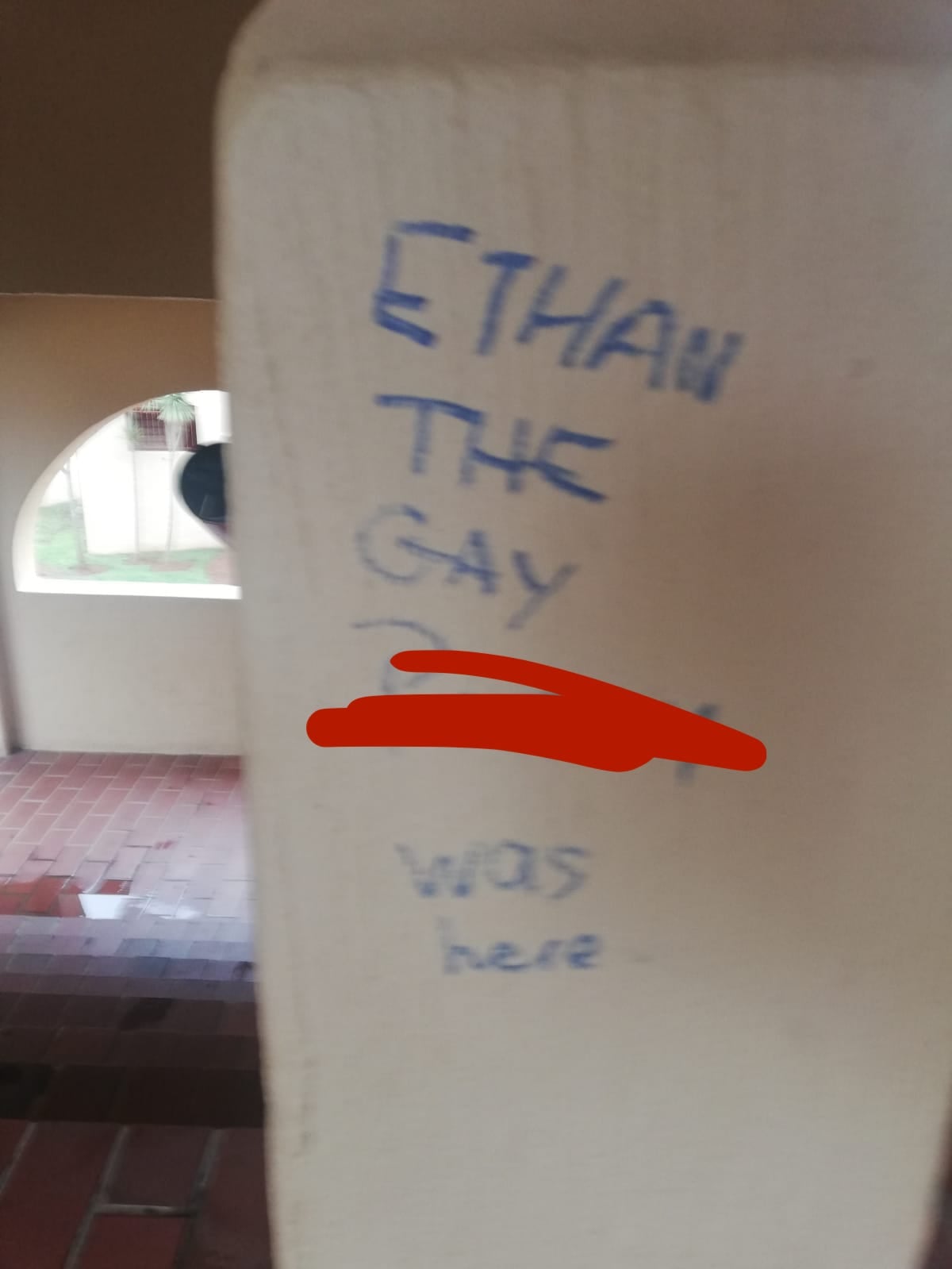 South Africans Send Thousands of Hopeful Messages to Kid Who Was Bullied!