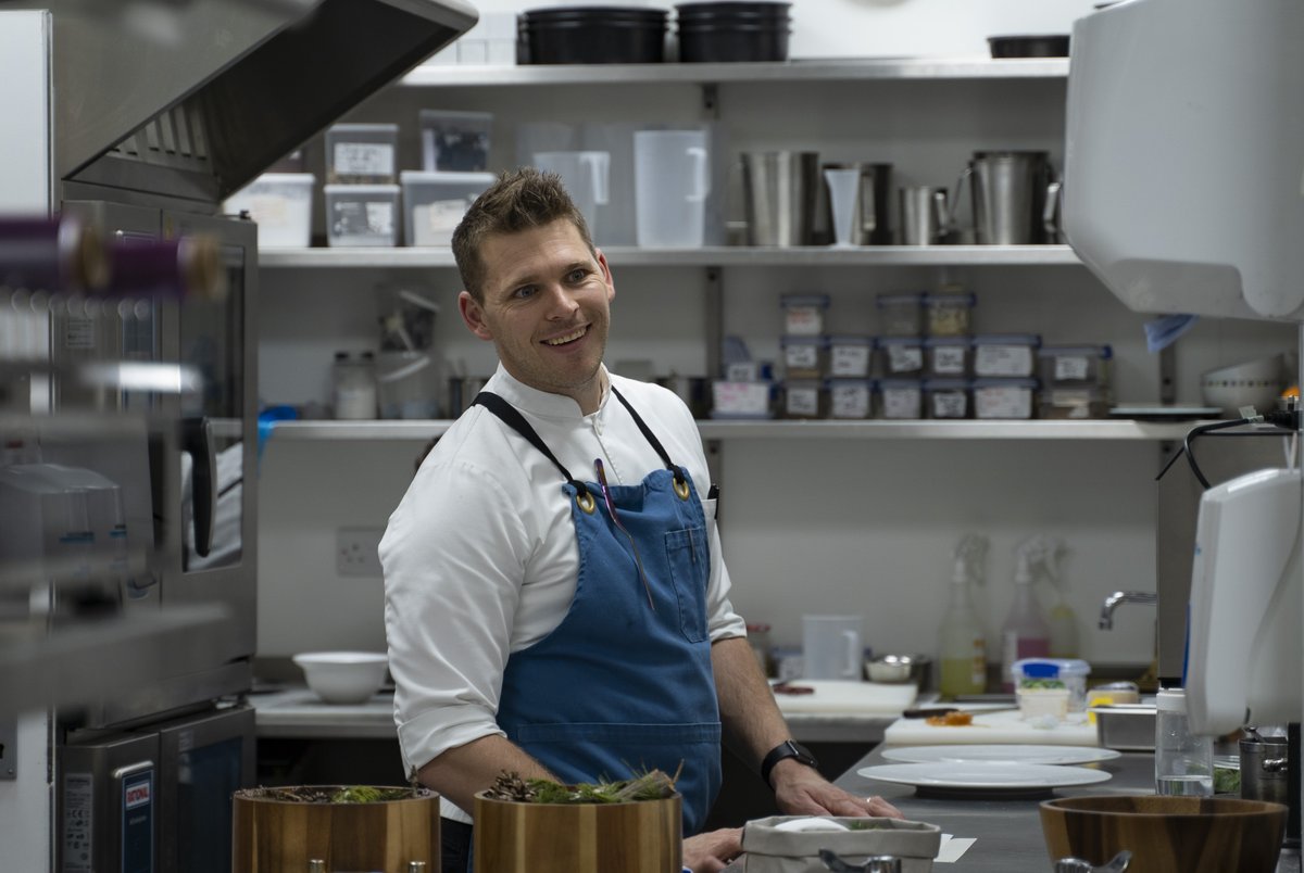 Proudly South African… and PROUD of South Africa! Jean Delport has just been awarded a prestigious Michelin Star for a second consecutive year!