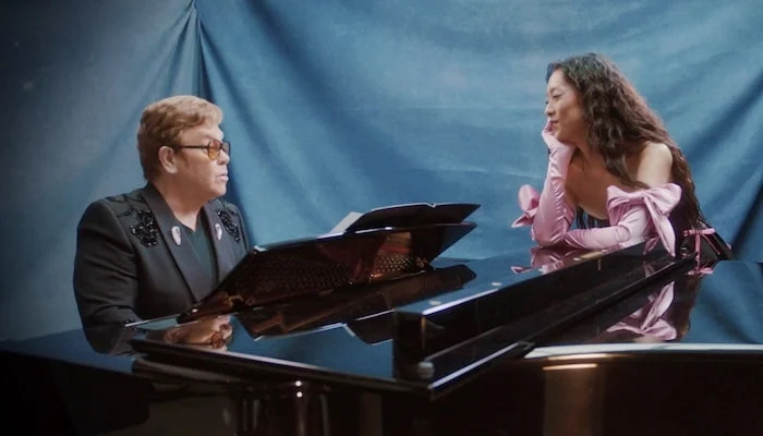 Rina Sawayama, Elton John - Chosen Family