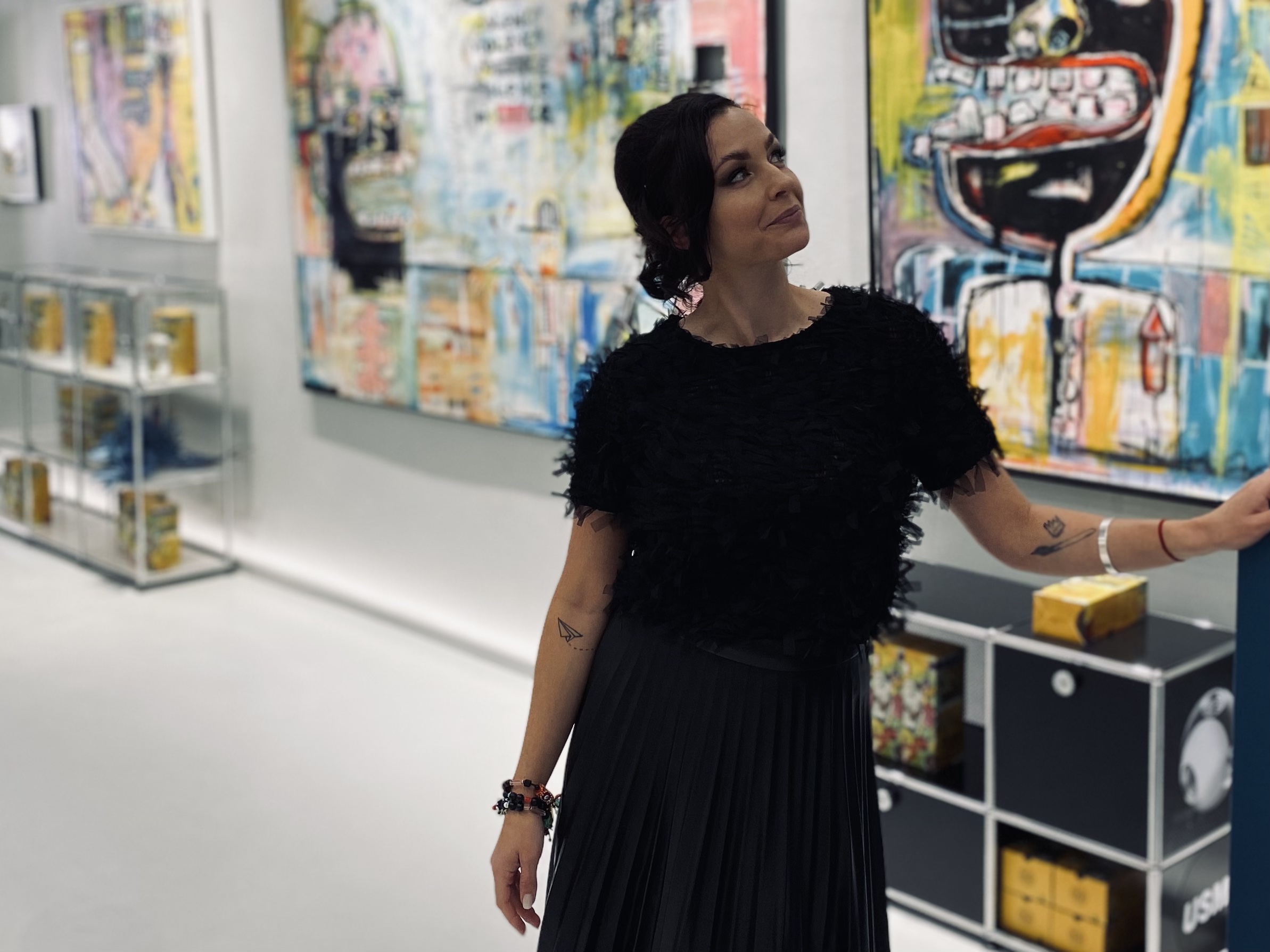 Local Artist Jasmine Jagger Pays Tribute to Maurice Boon Musgrave!