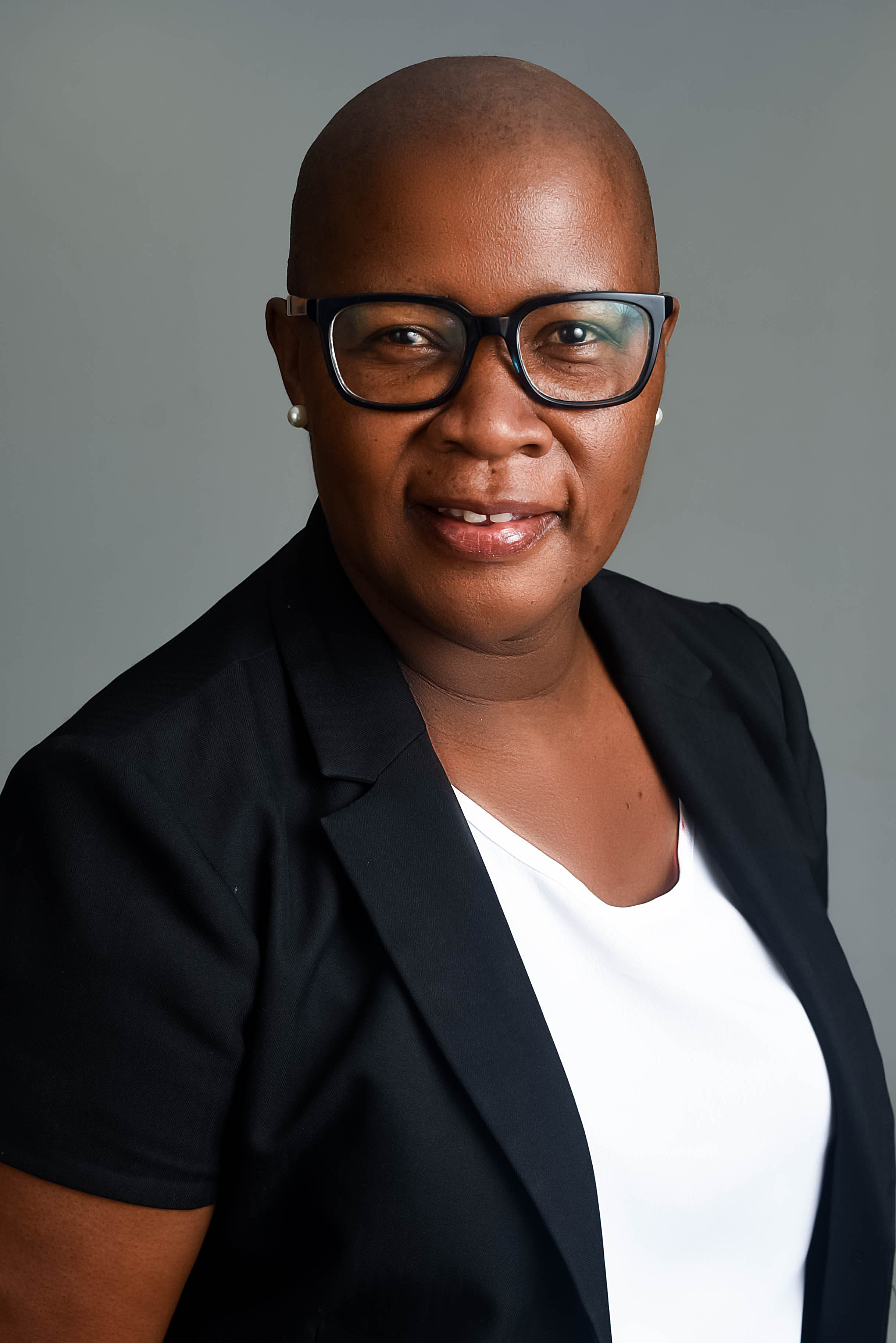 Hard Work Pays Off! From Domestic Worker To General Manager Of Hotel!