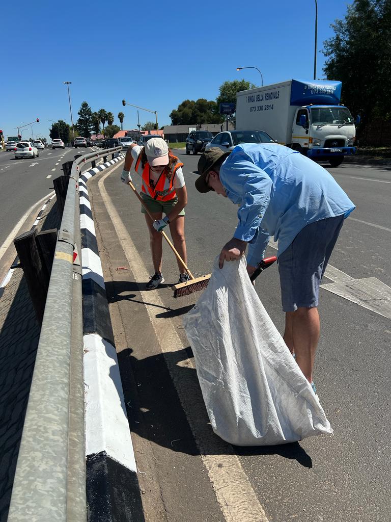 Gauteng Community Rally Together To Clean Up And Beautify Town