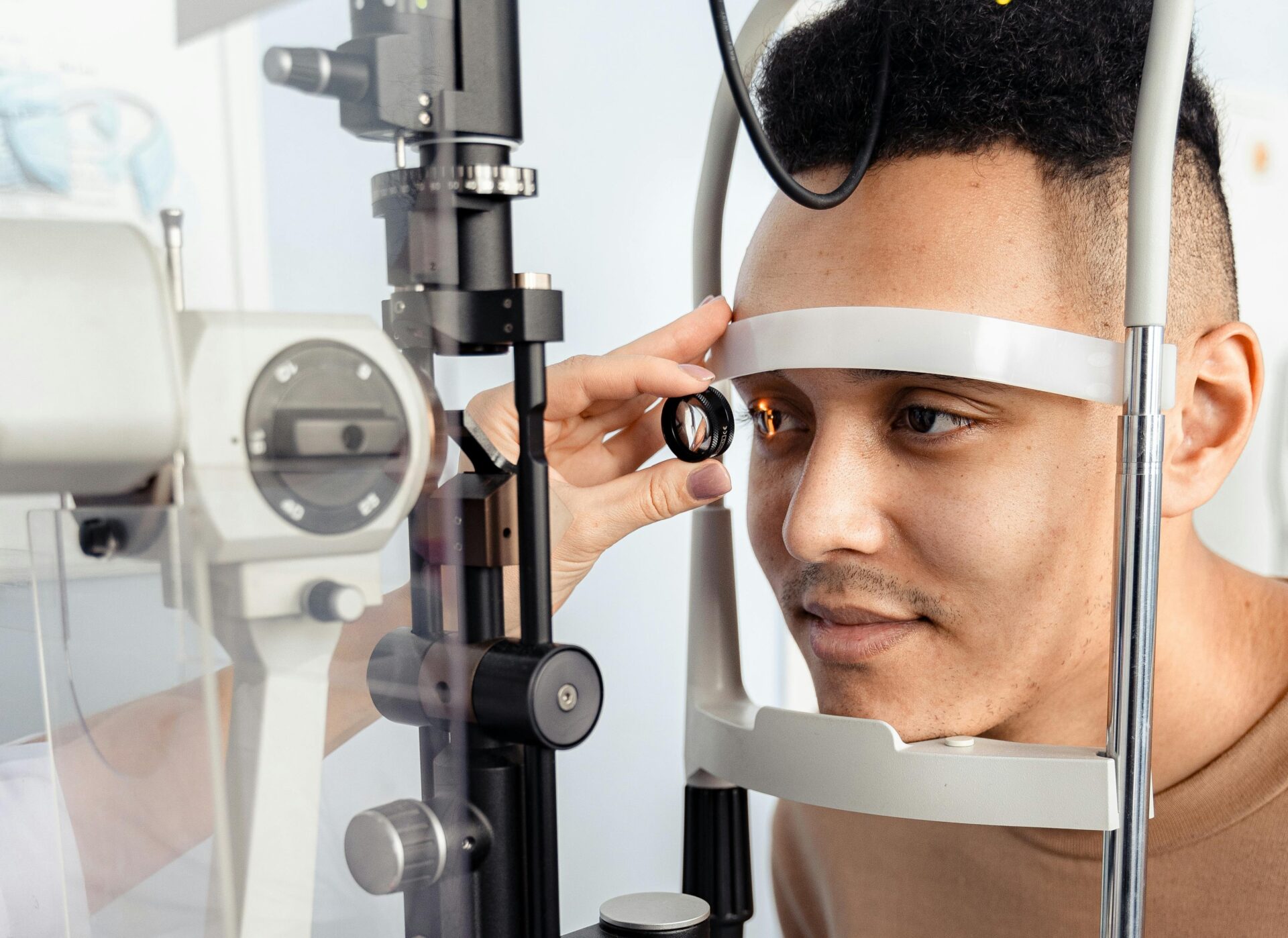 1000 free cataract surgeries