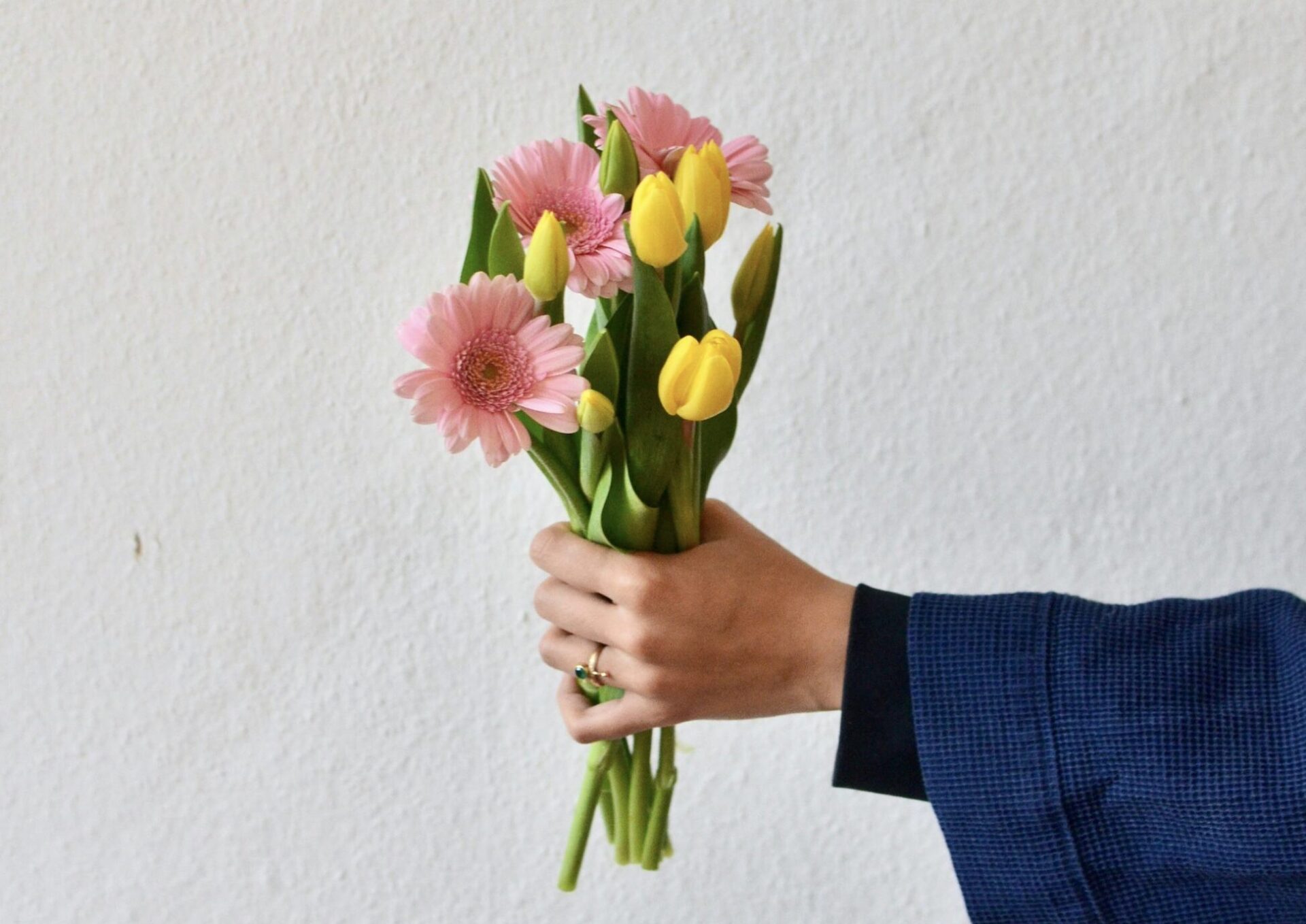 how to put together bouquet