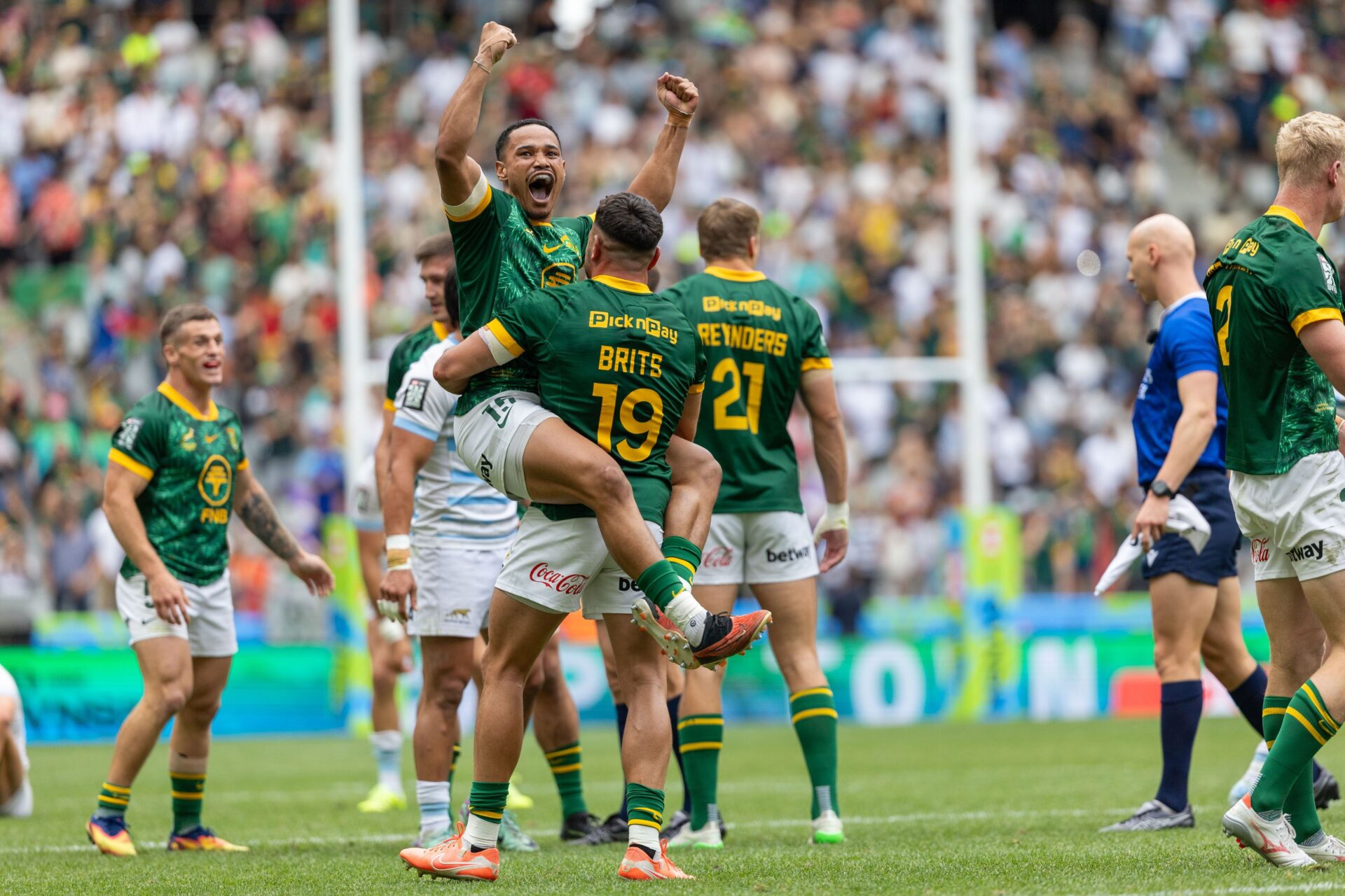 Blitzboks Light Up Cape Town with Title Defence