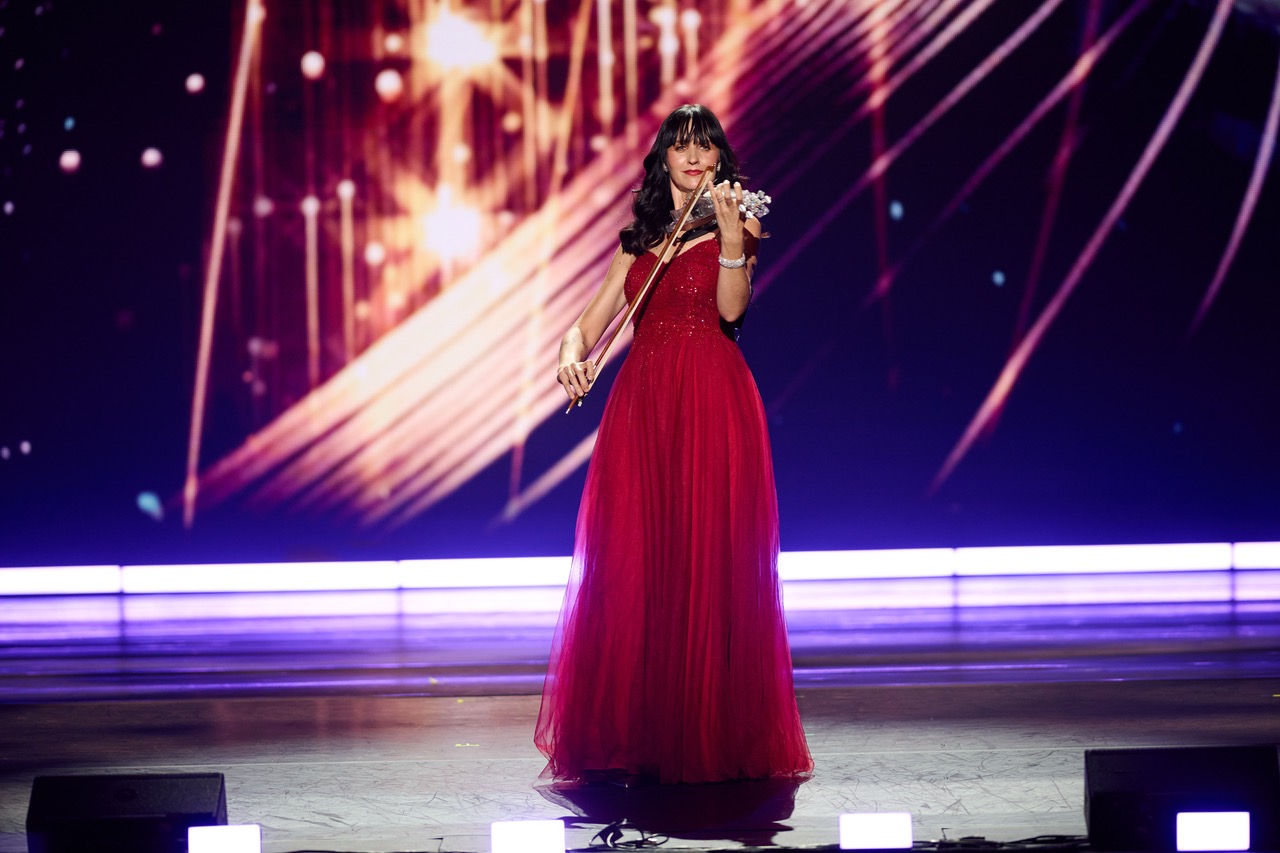 SA Violinist Naomi Tagg Scoops ‘Artist of the Year' Honours in Moscow!