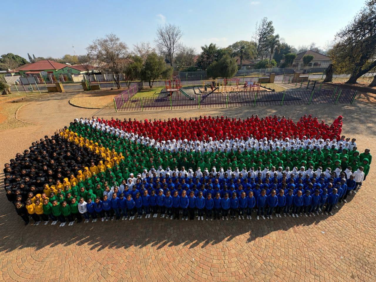 Brakpan Primary Creates Stunning Human Flag Ahead of World Cup Opener!