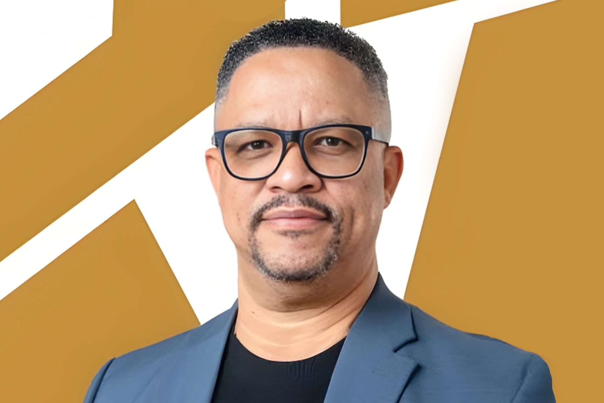 Prof Theo van Wyk