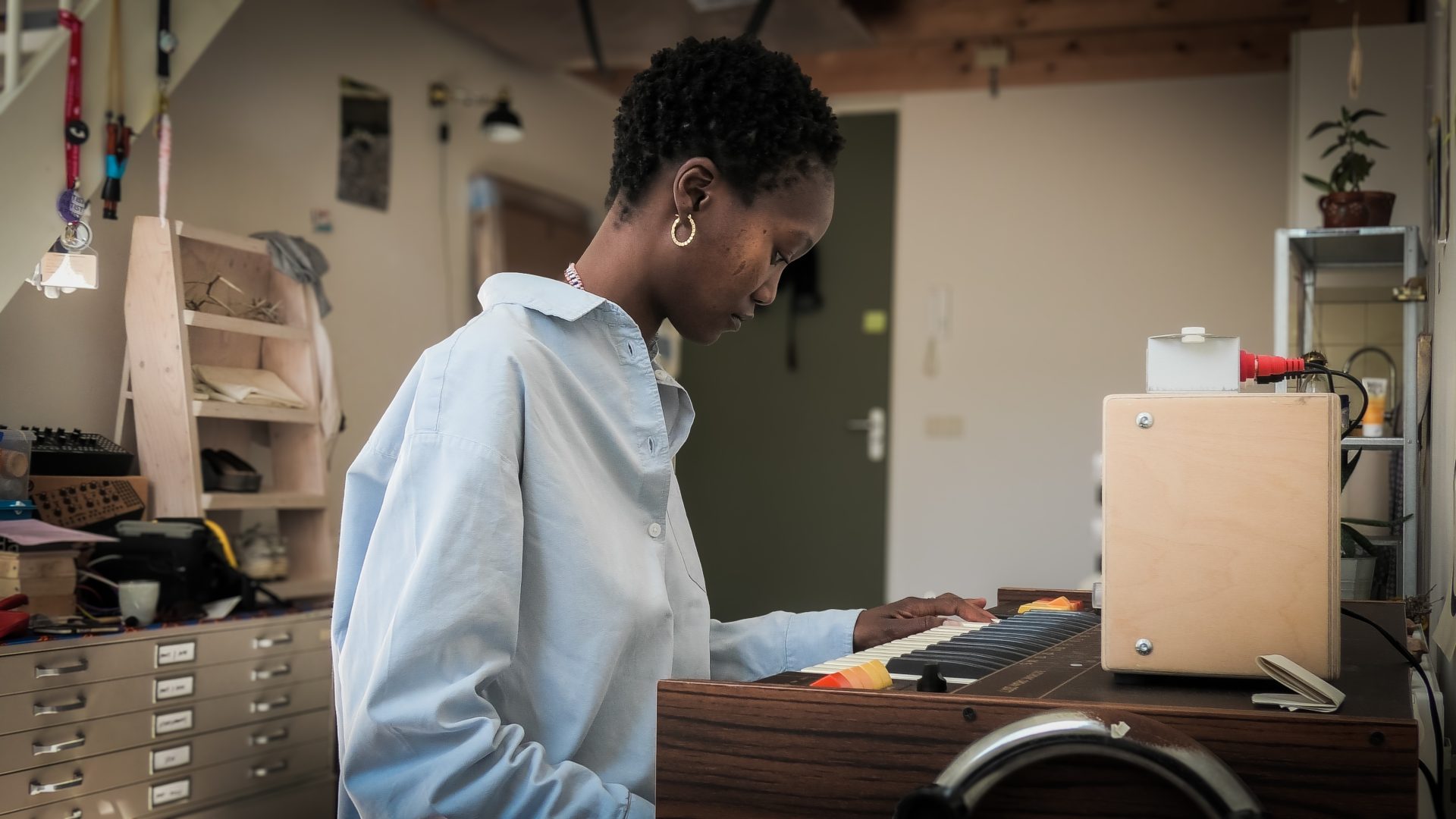 South African Artist Simnikiwe Buhlungu Wins Prestigious Award