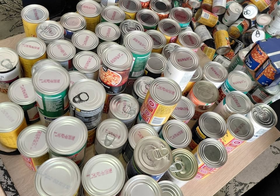 1200 Tins