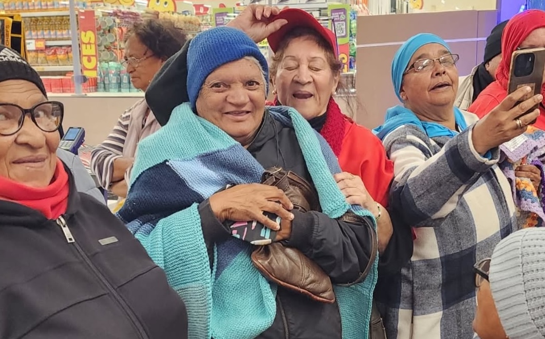 Blankets for Athlone’s Elderly