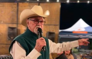 Radio Stations Unite to Rally Around SA Country Legend Tommy Dell