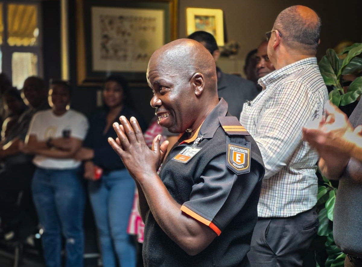 Saturday Good News Wrap Up: A Million Acts of Kindness and So Much to Celebrate!